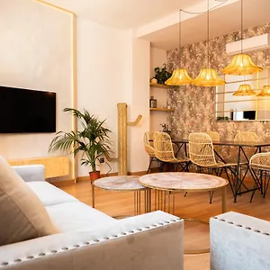  Apartment Stylish In The Heart Of With Pool Spain